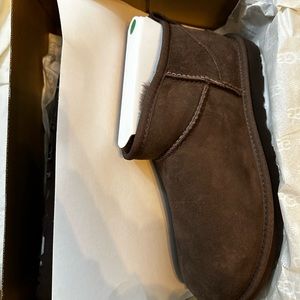 Brand new Burnt Cedar Classic Ultra Mini Uggs